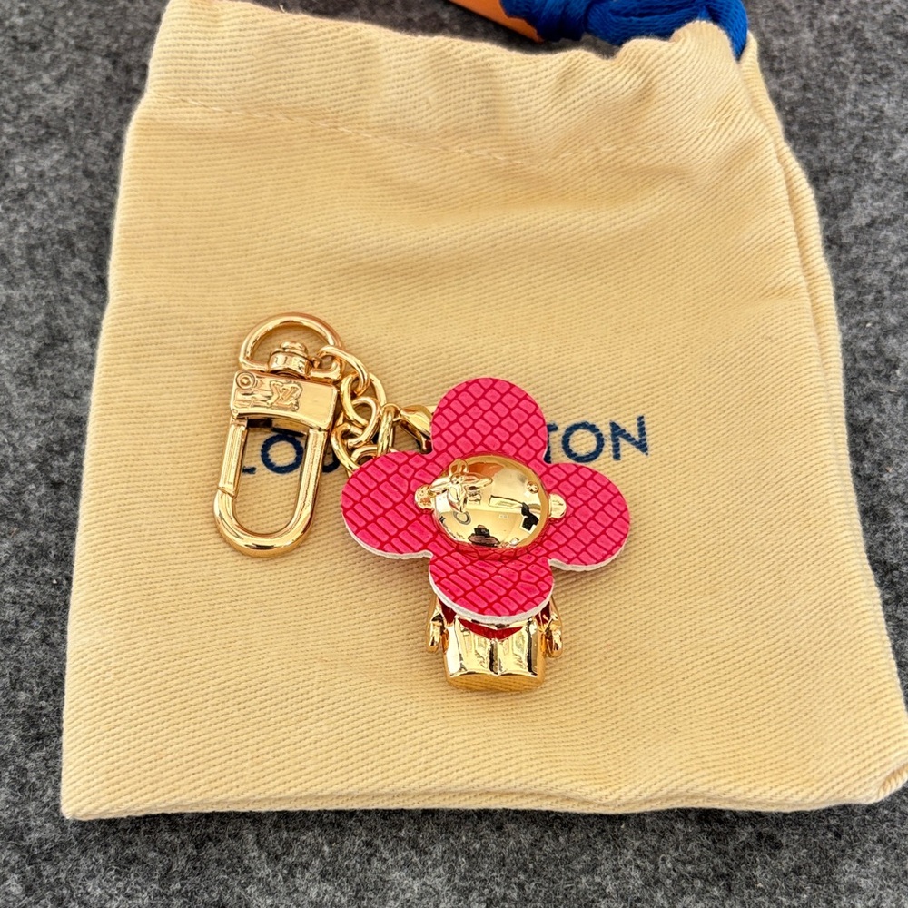 Oh La La! Luxury Pink and Gold Bag Charm with Dust Bag.  Complete gift set.